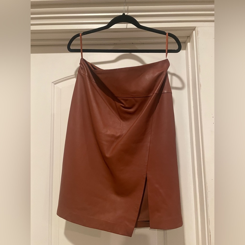 NWOT White House Black market, genuine leather pencil skirt, size 10
